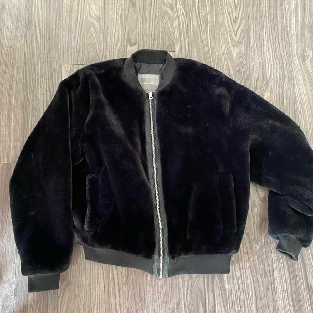 Zara Men’s Faux Fur Bomber Jacket